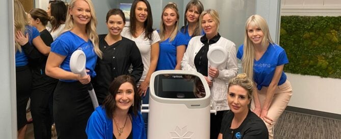 Photo of the Bobbi Bullock Team with a CoolSculpting Machine
