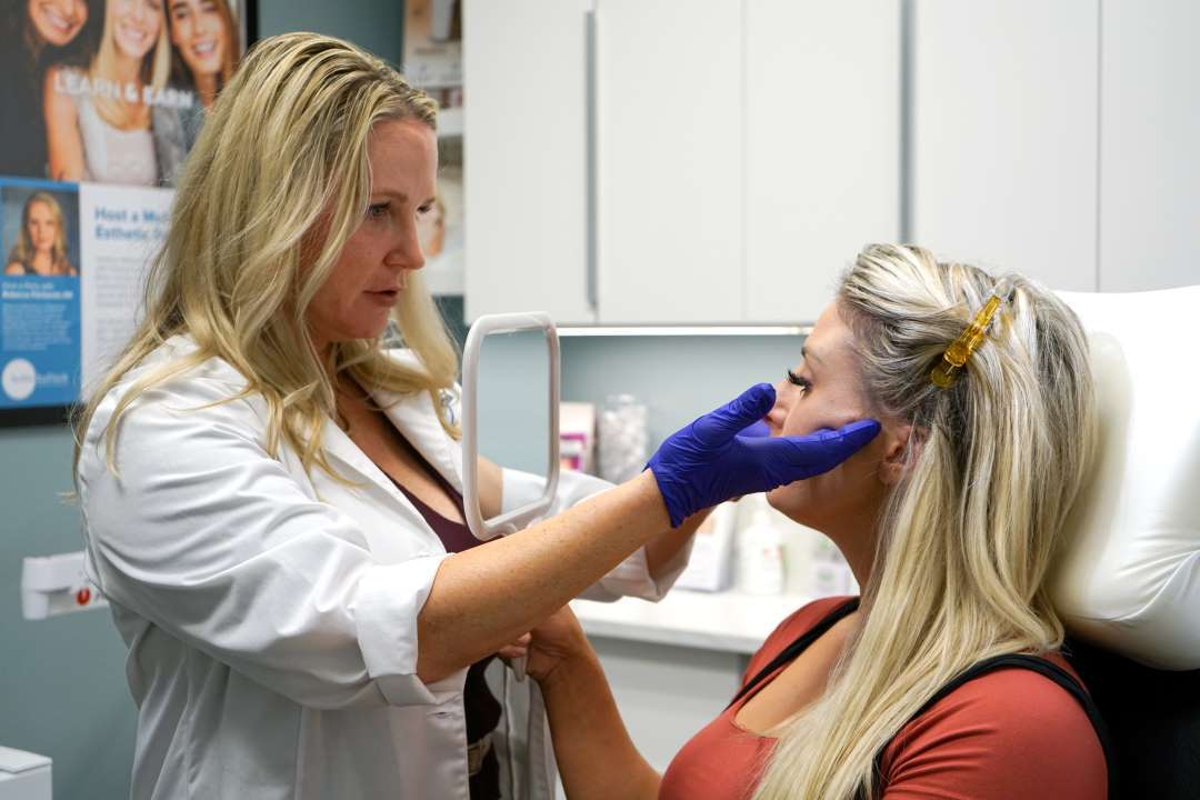 FacialRejuvenation-cheekRS Picture of a BBME client