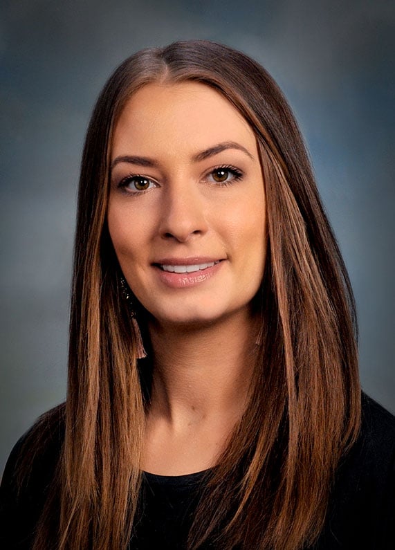Ali_Giese_Headshot