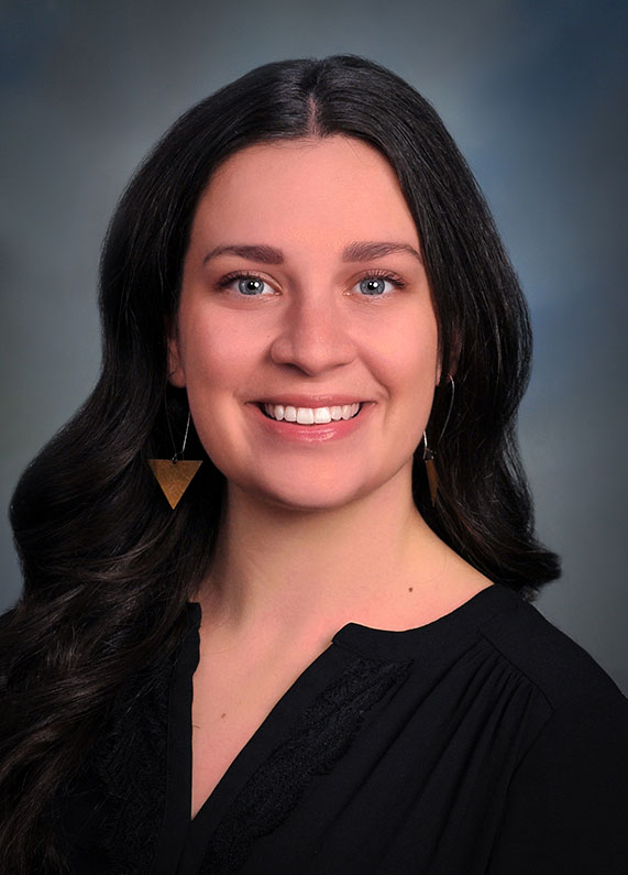 Kenna-Bolen_Headshot